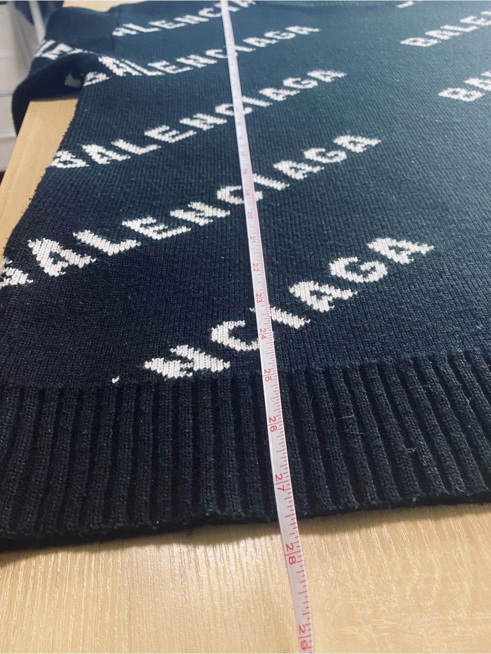 🛍️Balenciaga Black Crewneck Sweater with White All-Over Logo - Picture 12 of 14